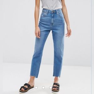 ASOS -  High Rise ‘Slim’ Mom Jeans (30W)
